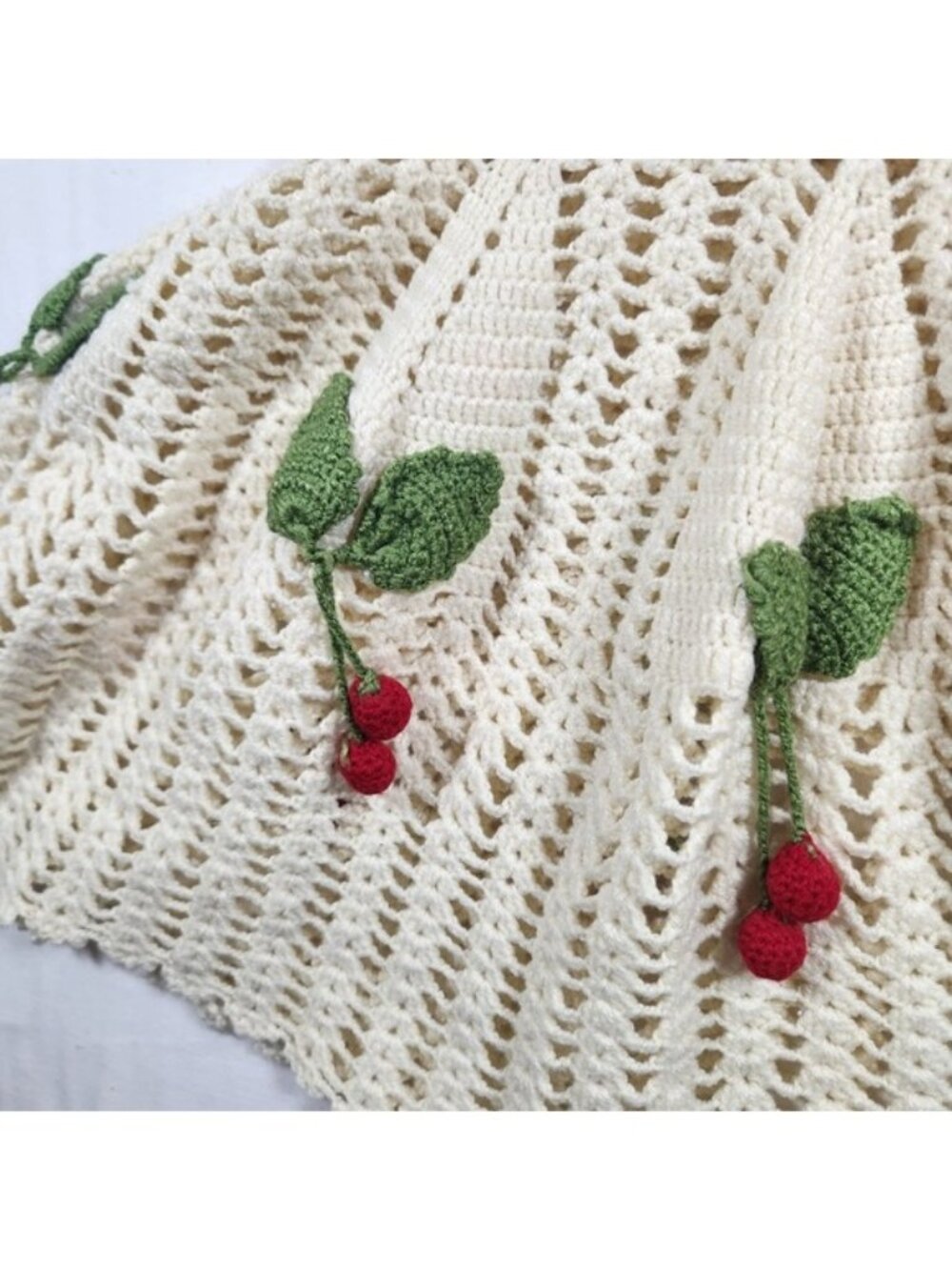 Vintage Handmade Crochet Cherry Strawberry Pinafore Dress Cream Girls Small - Picture 3 of 5